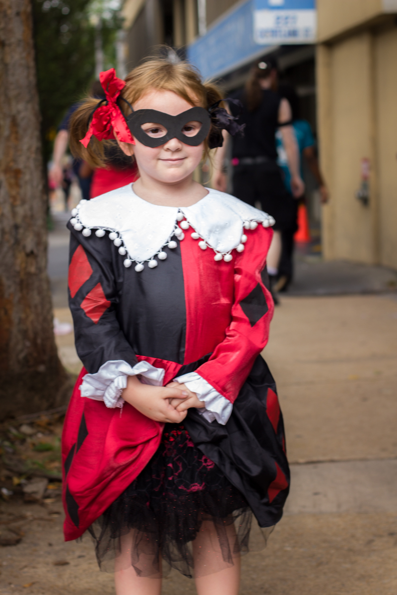 Illustration for article titled Dragon Con Day 4: No Sleep, Sore Feet, and Still Going With Great Costumes